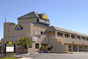 Days Inn Suites Victorville::Hotels.com