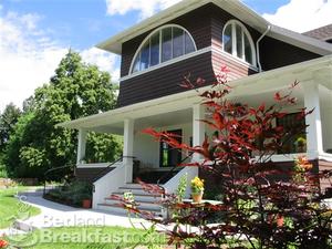 Blossom's Bed and Breakfast::BedAndBreakfast.com