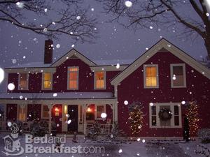 Web-marblehead-lodging-notoriousannieswaterfrontinn