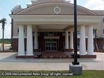Holiday Inn Express Hotel & Suites Lucedale