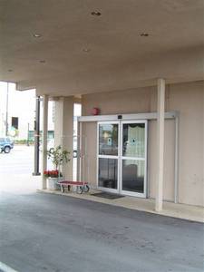 Web-ramada_limited_40882_0_07132006_1107205839_500