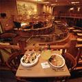 Howard Johnson Inn - Springfield Suites