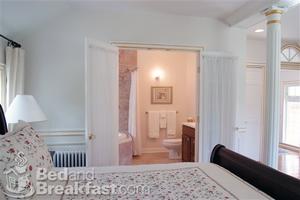 Web-wenham-massachusetts-inns-nightingaleinn-lodging