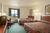 Super 8 Motel - Saukville/Milwaukee Area::Expedia