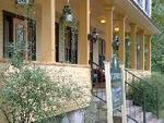 New Yorker Guest House & Wellness Spa Bed & Breakfast