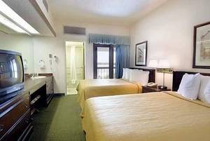 Quality Suites Convention Center::Travelocity.com