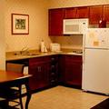 Tn-u49401_room_02_f