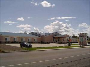 Glacier Gateway Plaza::Travelocity.com