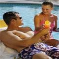 Tn-u57453_pool_02_f