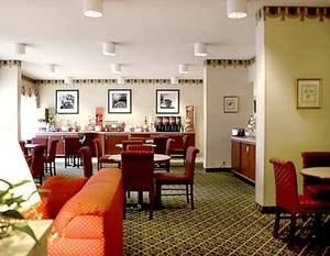 Hampton Inn Charlestn Dtw::Travelocity.com