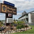 Budget Host Inn & Suites St. Ignace