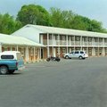 Budget Host Inn
