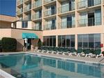Tn-159743_pool_01_f