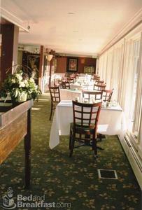 New London Inn::BedAndBreakfast.com
