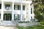 1842 Inn
