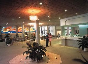 Waikiki Resort::Travelocity.com
