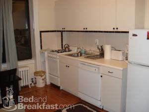 Central Park Art Deco Street::BedAndBreakfast.com