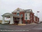 Holiday Inn Express Suites Hacks Cross