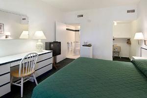 Web-mia_mona-rooms-1