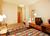 Econo Lodge Airport::Priceline.com