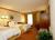 Radisson Hotel Cleveland Airport::Expedia