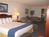 Holiday Inn Express & Suites::Orbitz