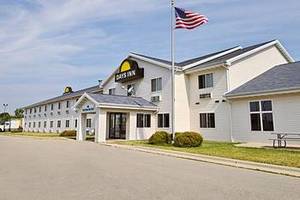 Days Inn Of Fox Cities::Expedia