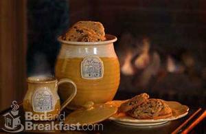 A Hill House Bed & Breakfast Inn::BedAndBreakfast.com