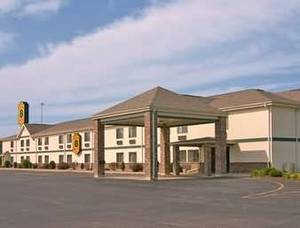 Super 8 Defiance Oh::Travelocity.com