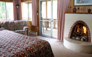 Alpine Lodge::Alpine Lodge