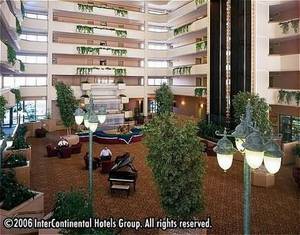 Holiday Inn Grand Montana::Travelocity.com