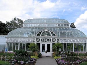 Volunteer Park Conservatory::Farm4.static.flickr.com