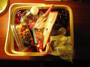 Web-3317786-welcome_basket-la_grange
