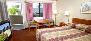 Web-lax_good-rooms-2