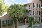 Elliott House Inn