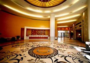 Web-evt_4136-lobby-2