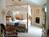 Carriage House Inn::BedAndBreakfast.com