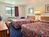 Super 8 Motel - Dunbar/Charleston Area::Expedia
