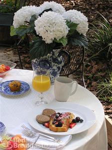 Grady House::BedAndBreakfast.com