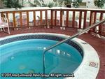 Tn-k28988_pool_01_f