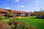 B Mae's Resort Inn & Suites