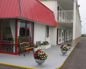 Red Carpet Inn & Suites Culpeper::Travelocity.com