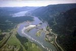 Tn-275px-corps-engineers-archives_bonneville_dam_looking_east