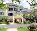 Tn-accinfo_courtyard-thruway