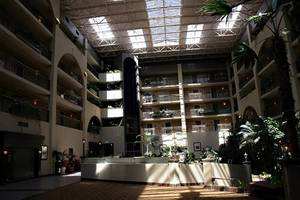 Web-embassy_suites_hotel_45601_2_08082006_1208259687_500