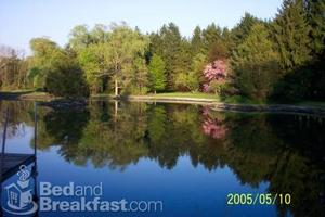 Le Petit Chateau Inn::BedAndBreakfast.com