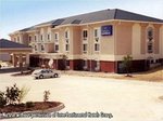 Holiday Inn Express Boonville::Yahoo! Travel