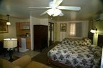 Waikiki Sand Villa Hotel