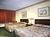 Quality Inn and Conference Center::Hotels.com