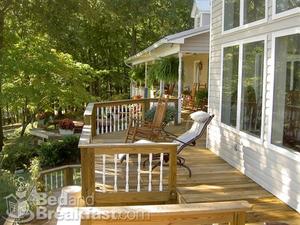 River Rest Bed and Breakfast::BedAndBreakfast.com